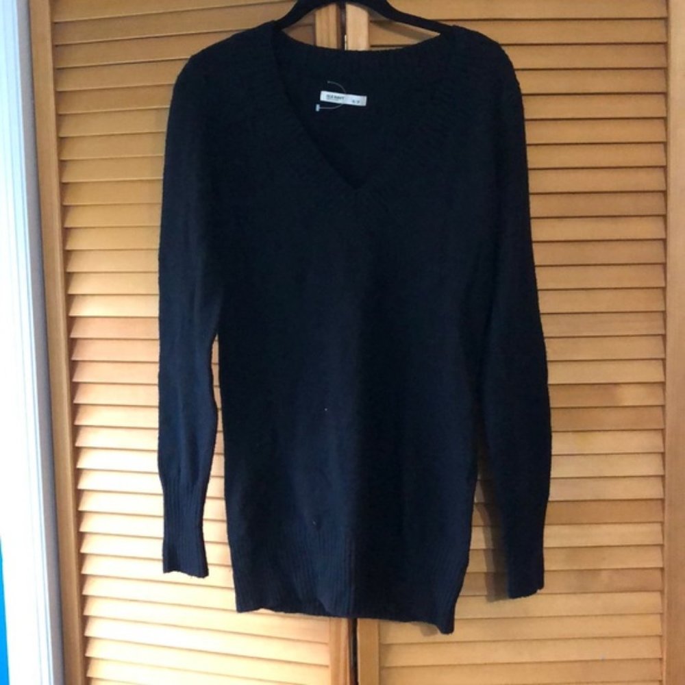 NWOT Old navy long black sweater shirt size small